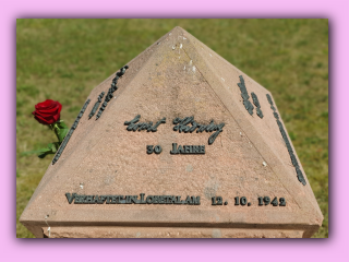 Gedenkstein für Ernst Hirning.jpg